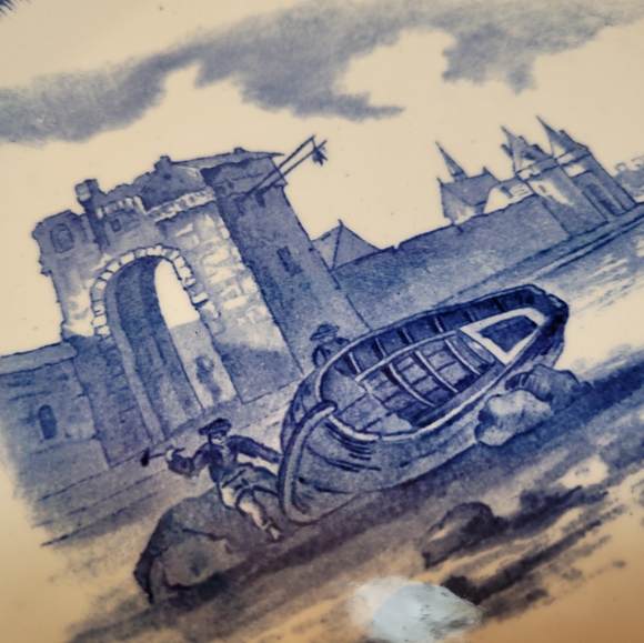 Vintage French H.B & Cie Terre De Fer 1510 ( Land of Iron) decorative plate - Picture 9 of 10